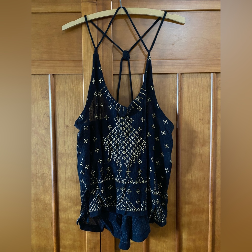 NWT Free People sequin top. L